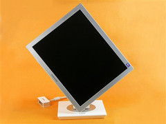 3699元還是偏貴 970p最低售3490元