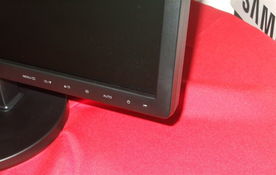 三星943nw液晶顯示器 28英寸LCD液晶顯示屏的卓越性能與設(shè)計