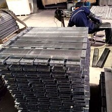 上海博弈挖掘機推土機履帶板廠
